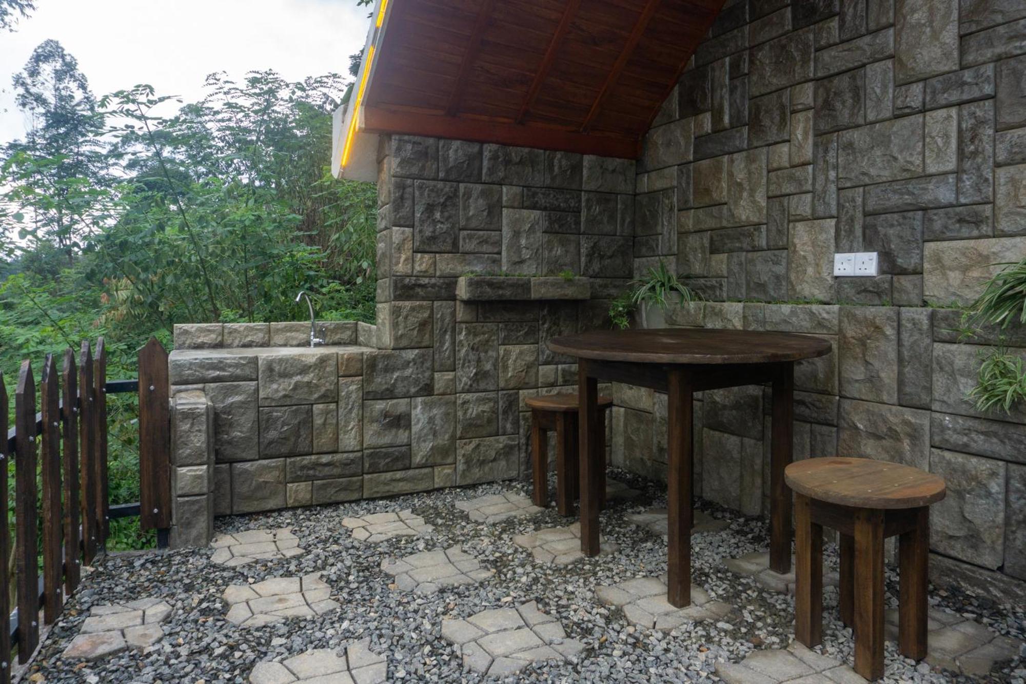 Hobbit Hole Hideaway Bed and Breakfast Ella Εξωτερικό φωτογραφία